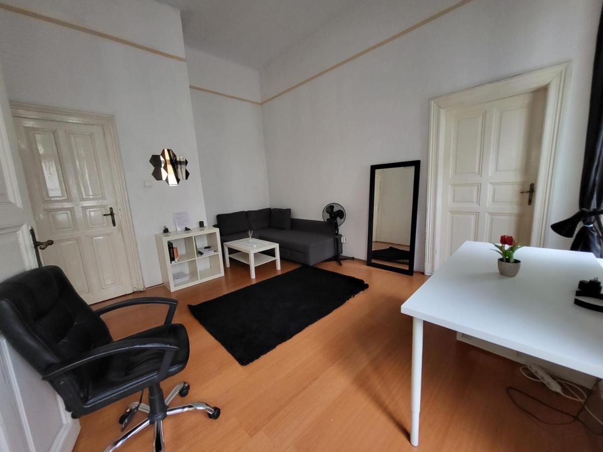 Casa Nora Liszt Ferenc Ter Apartment บูดาเปสต์ ภายนอก รูปภาพ